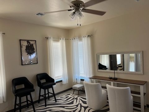 Sitting area with bar seating