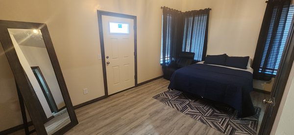 Bedroom with a queen bed